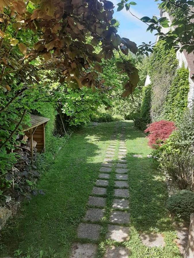 Au Chat Perche Espace Familial Mareil-sur-Mauldre Екстериор снимка