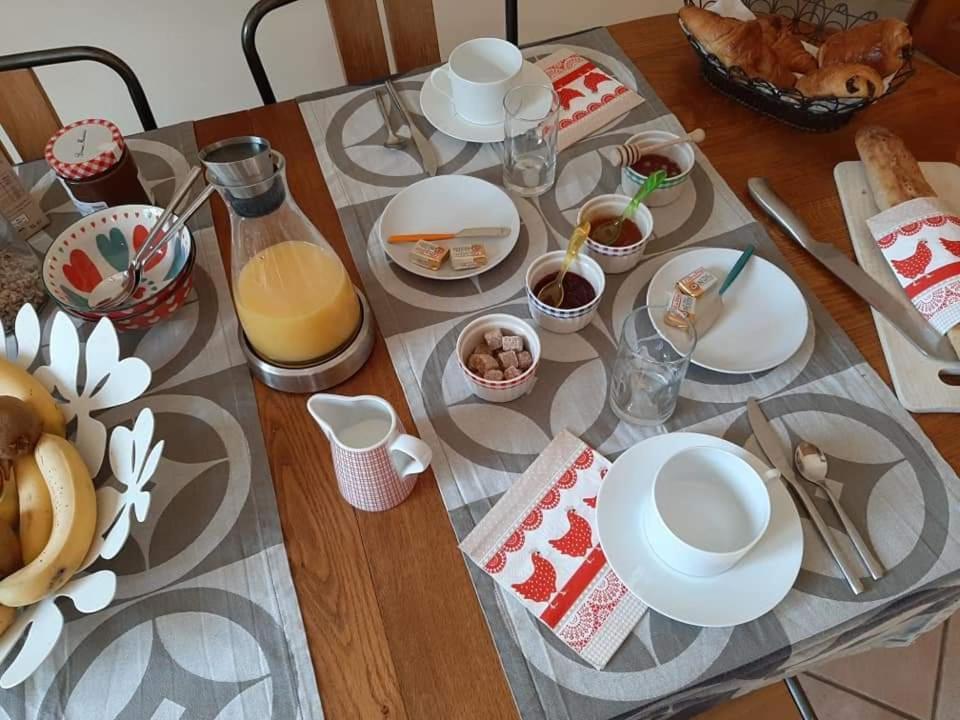 Au Chat Perche Espace Familial Mareil-sur-Mauldre Екстериор снимка